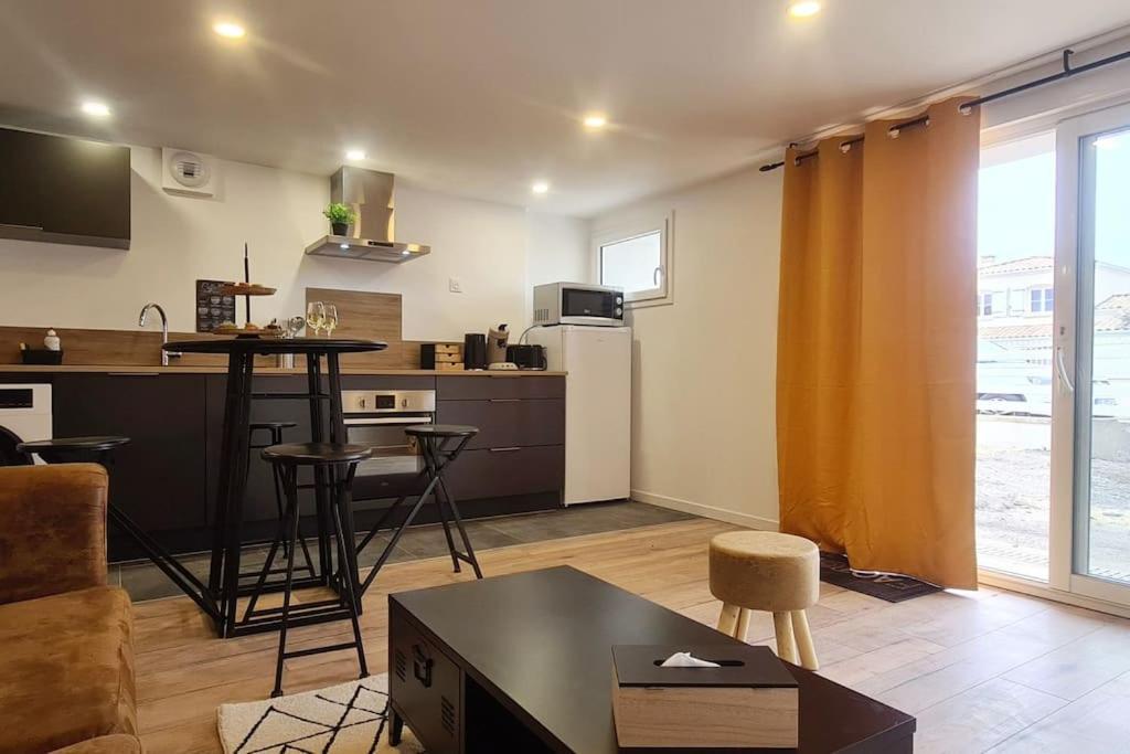 L'Atelier D'Emilie Apartment Bessines Exterior photo